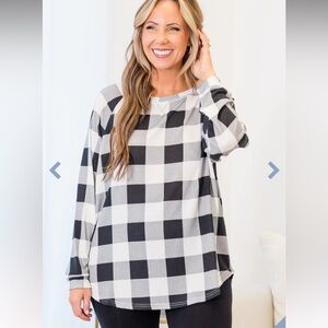 Chic Soul Curved Hem Slouchy Dolman Tunic- White/Black Plaid - NEW in packaging